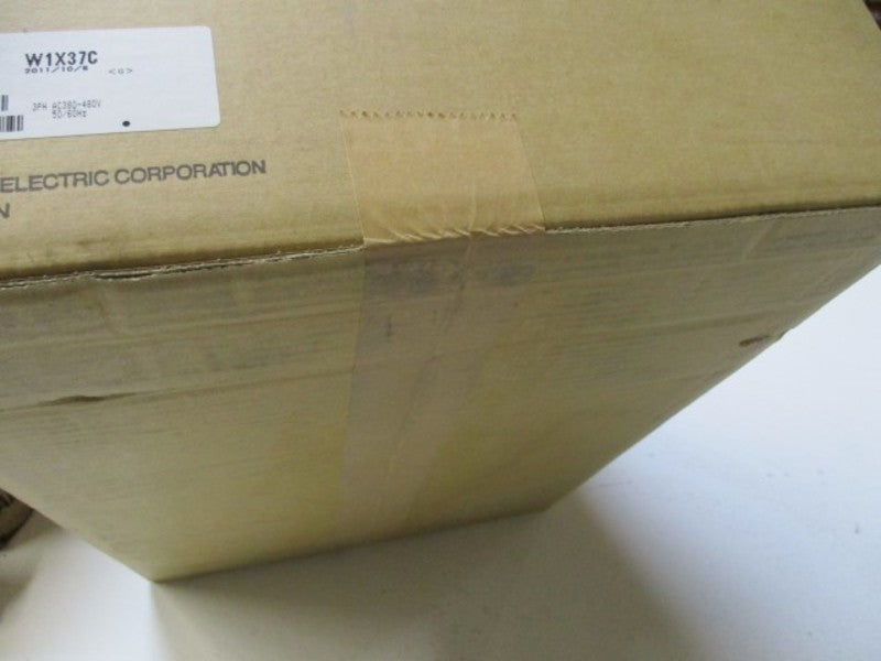 MITSUBISHI FR-F740-00470-NA VFD 10/6/2011 * FACTORY SEALED *