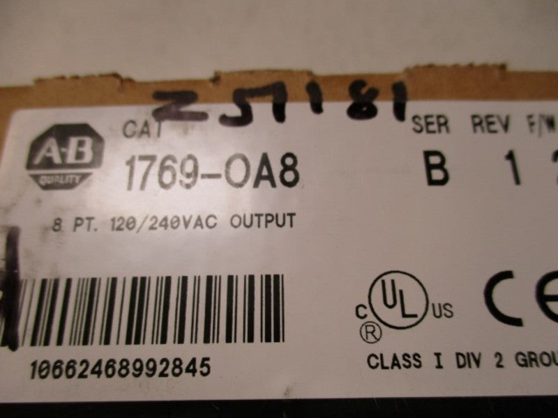 ALLEN BRADLEY 1769-OA8 SER. B F/W 2.1 * FACTORY SEALED *