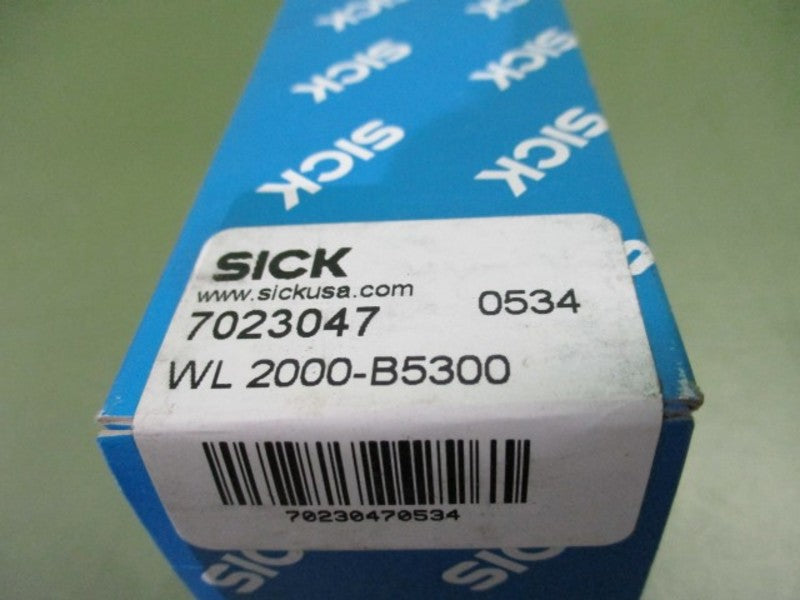 SICK WL2000-B5300 PHOTOELECTRIC SENSOR * FACTORY SEALED *