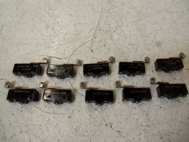 LOT OF 10 MICROSWITCH BZ-7RL2T04 LIMIT SWITCH *NEW NO BOX*