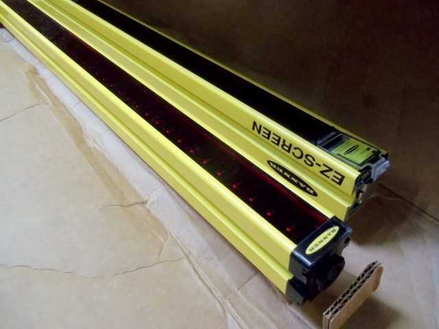 Banner Engineering SLSK30-1500Q88-1RE25 / 75133 NSFP * GENUINE *