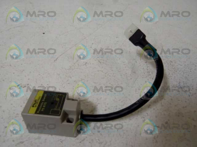 LOT OF 2 FUJI PE-B7S PROXIMITY SWITCH *USED*