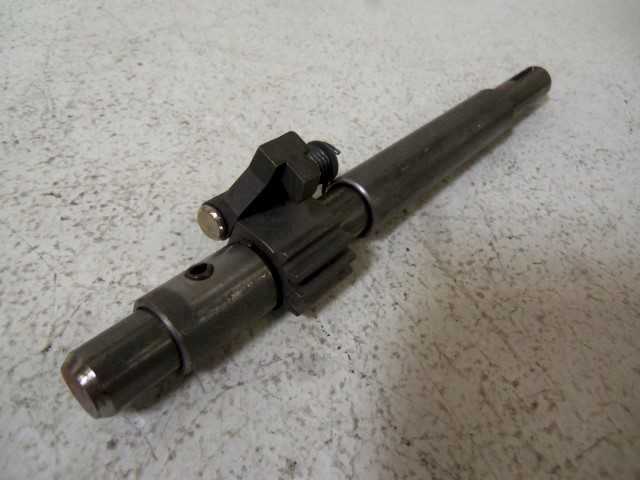 LOT OF 2 LIMITORQUE 7601-035 SHAFT ASSEMBLY DCLTCH SMC-04 *USED*