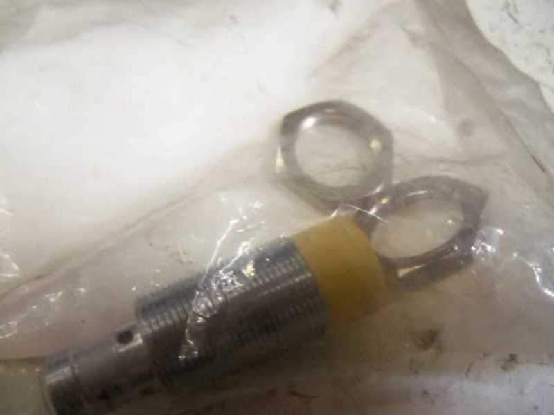 TURCK NI10-M18-AP6X-H1141 PROXIMITY SENSOR * NEW IN FACTORY BAG *