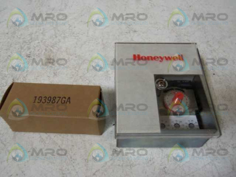 HONEYWELL T70758 1022 TEMPERATURE CONTROLLER  NSMP
