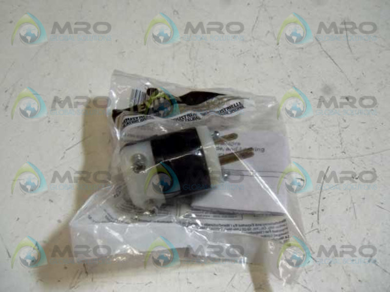 LEVITON 5266-C PLUG * NEW IN FACTORY BAG *
