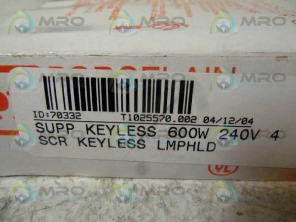 1634-4 KEYLESS PORCELAIN LAMPHOLDER  NSMP