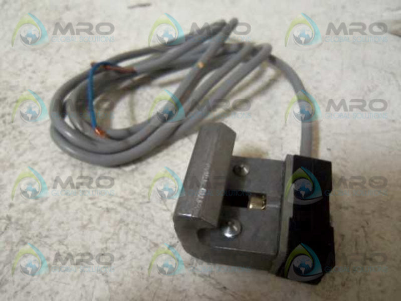 FESTO SME0-1-LED-230B PROXIMITY SENSOR  NSNP