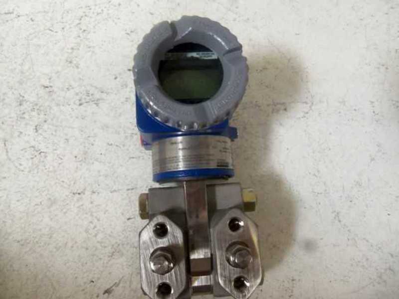 FOXBORO IDP10-A22C21F-M1 TRANSMITTER  NSMP