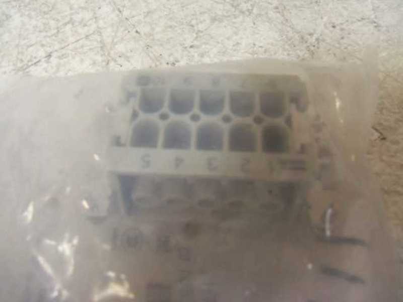 HARTING HAN 10 E-STI-S MALE CONNECTOR 09330102601 * NEW IN FACTORY BAG *