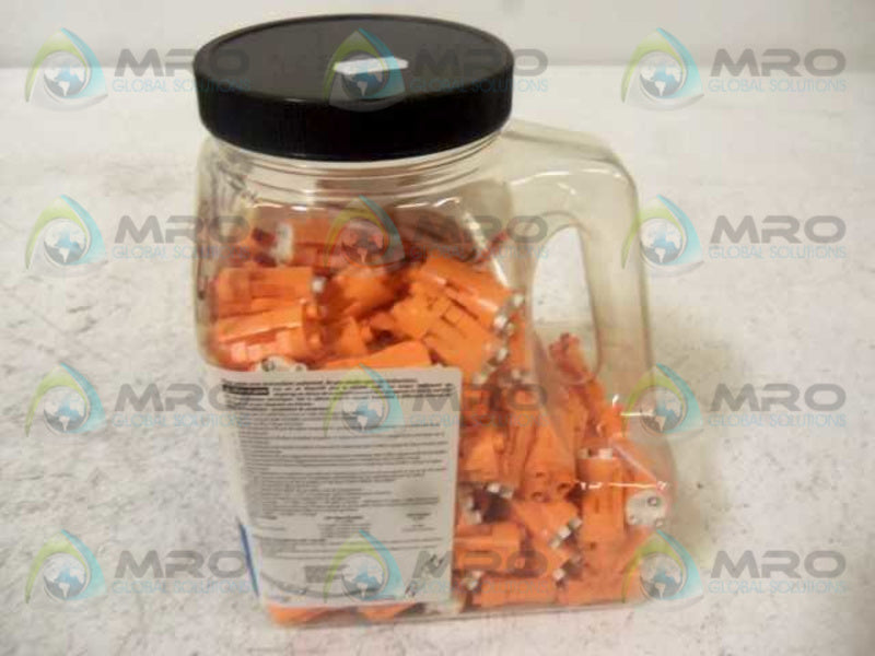 LOT OF 131 IDEAL #30-353J POWER PLUG *NEW IN BOX*