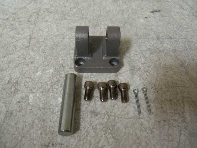 LOT OF 2 SMC NCA1-D150 REAR CLEVIS MOUNT KIT *NEW NO BOX*