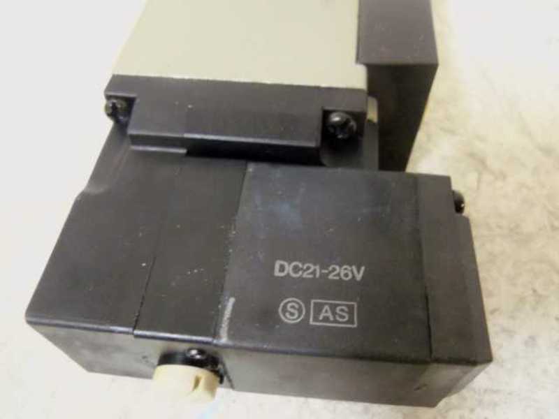 SMC NVFS3100R-5FZB SOLENOID VALVE * NEW NO BOX *