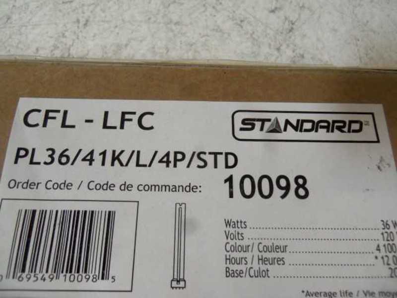 LOT OF 5 STANDARD PL36/41K/4P/STD FLOURESCENT LAMP *NEW IN BOX*