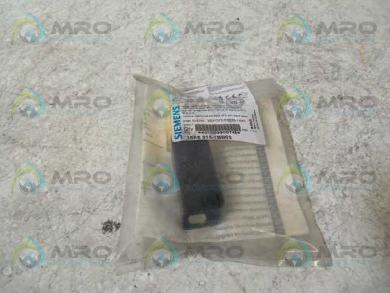 SIEMENS 3SE6 315-1BB03 SAFETY SWITCH * FACTORY SEALED *