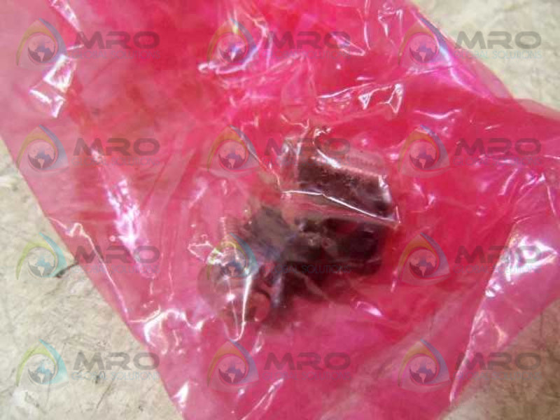 SMC CDQ2B32-5D AIR COMPACT CYLINDER *   NEW NO BOX *