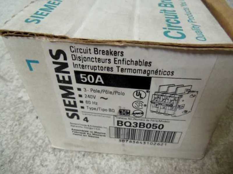 LOT OF 2 SIEMENS BQ3B050 CIRCUIT BREAKER 50A *NEW IN BOX*