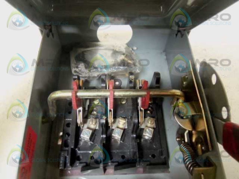 THOMAS & BETTS RGD321NF-TB SAFETY SWITCH (AS PICTURED) * NEW NO BOX *