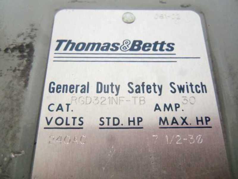 THOMAS & BETTS RGD321NF-TB SAFETY SWITCH (AS PICTURED) * NEW NO BOX *