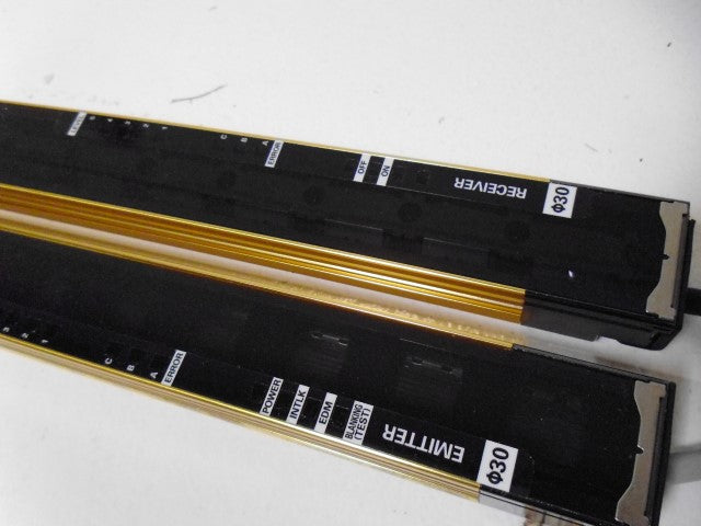 OMRON F3SJA1220P30 NSFP ** GENUINE ** F3SJ A1220P30