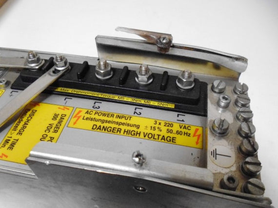 INDRAMAT TVM2.1-050-220/300-W1/115/220 SERVO MOTOR (AS PICTURED) * USED *
