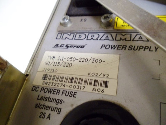 INDRAMAT TVM2.1-050-220/300-W1/115/220 SERVO MOTOR (AS PICTURED) * USED *