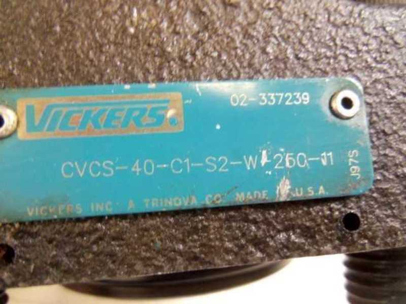 VICKERS DG4V-3S-0C-M-FW-B5-60 DIRECTIONAL VALVE (AS PICTURED)  UNMP