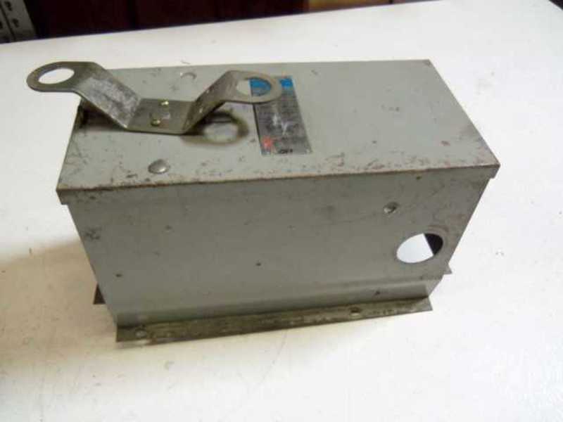 GOULD B0S14353 BUS PLUG  UNMP