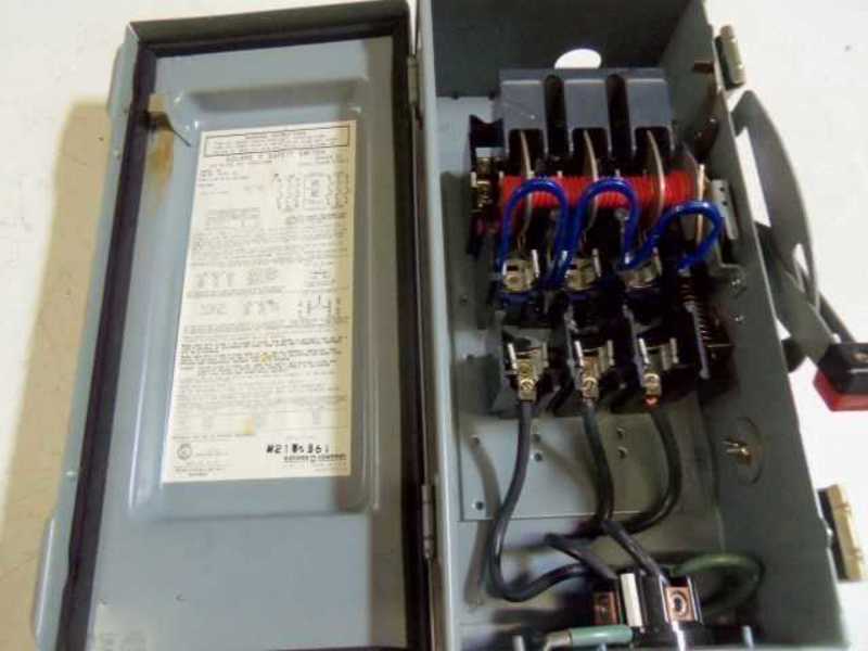 SQUARE D H322AWK SAFETY SWITCH 60 AMPS  UNMP