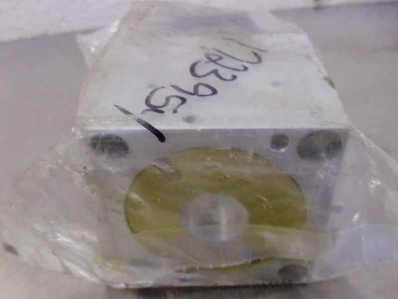 COMPACT GC22X1 GUIDED PNEUMATIC CYLINDER * NEW IN FACTORY BAG *