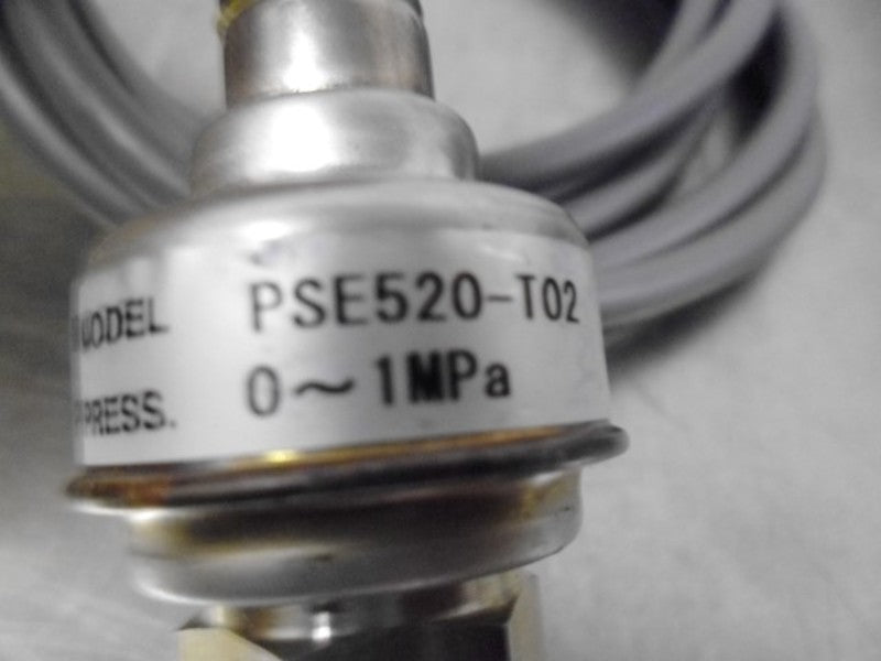 SMC PSE520-T02 PRESSURE SWITCH * NEW NO BOX *