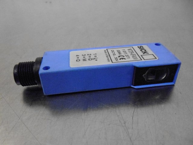 LOT OF 2 SICK WT9-F410 PROXIMITY SENSOR *NEW NO BOX*