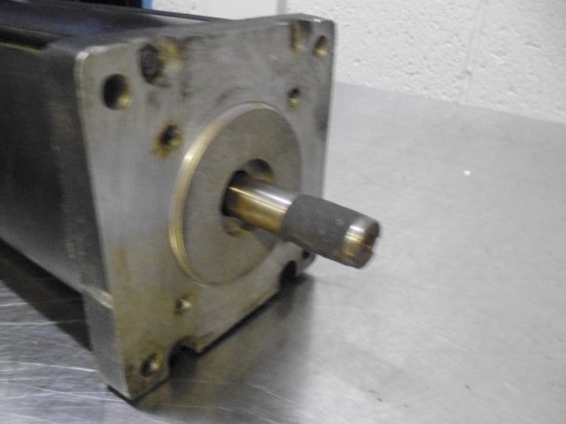 ALLEN BRADLEY 1326AB-A3E-11 AC SERVO MOTOR 1.2 KW 3000 RPM UNMP