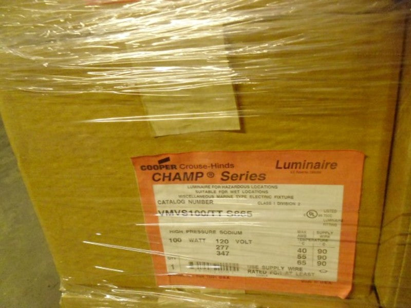 CROUSE-HINDS VMVS100/TT S865 LUMINAIRE * FACTORY SEALED *