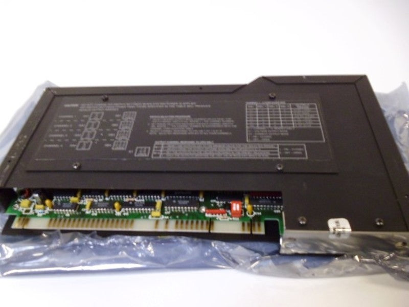 SQUARE D SY/MAX 8030-ROM122-R OUT PUT MODULE (REMANUFACTURED)