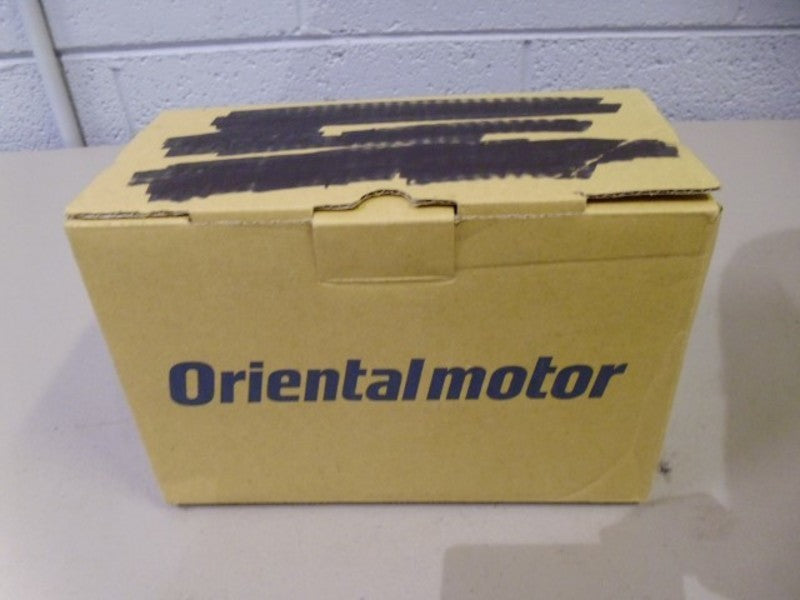 ORIENTAL MOTOR 4IK25GN-FCH INDUCTION MOTOR *NEW IN BOX*