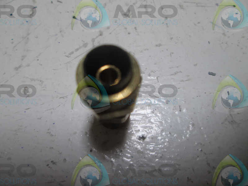 LOT OF 6 PARKER X68P-5-2 FITTINGS  NSMP