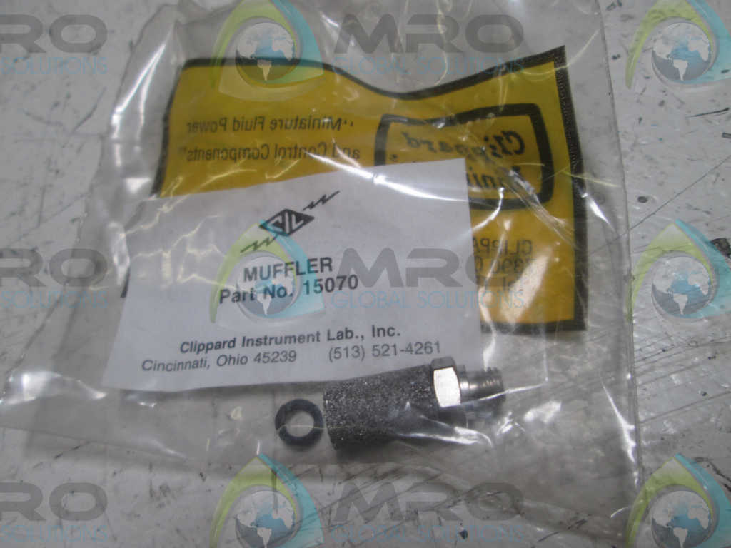 LOT OF 4 CLIPPARD MINIMATIC 15070 MUFFLER * NEW IN A FACTORY BAG *