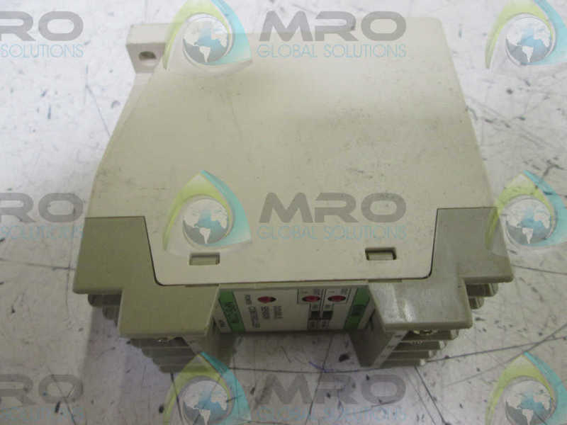 SUNX NPS-C7W SENSOR CONTROLLER  UNMP