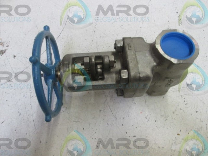 VELAN W-2074B-13M GLOBE VALVE  NSNP IN A BOX
