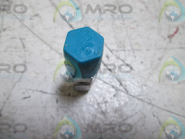 LOT OF 37 SWAGELOK TUBE FITTING *NEW IN BOX*
