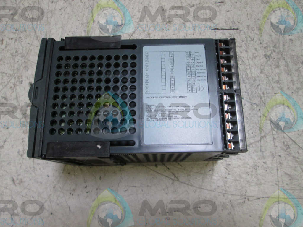 EUROTHERM 2404/CC/VH/H7/V2/XX/DB/XX/FE/XX//ENG/J/0/1200/C//XX/XX/MR/XX * NEW *