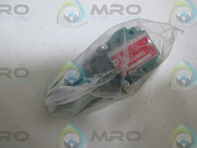 NUMATICS 12SAD4 0A00030 SOLENOID VALVE * NEW NO BOX *