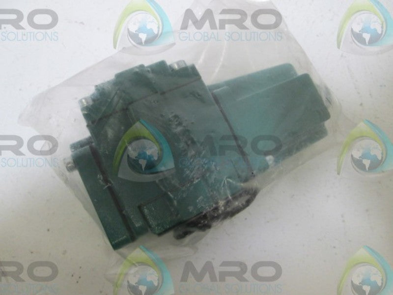 NUMATICS 12SAD4 0A00030 SOLENOID VALVE * NEW NO BOX *