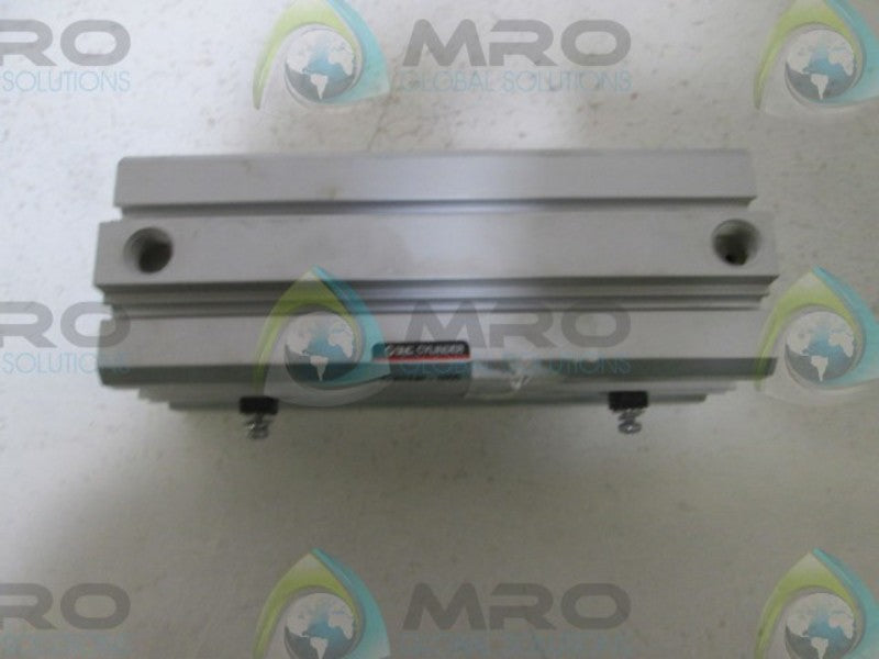 SMC CDQ2A40-100D COMPACT CYLINDER  UNMP