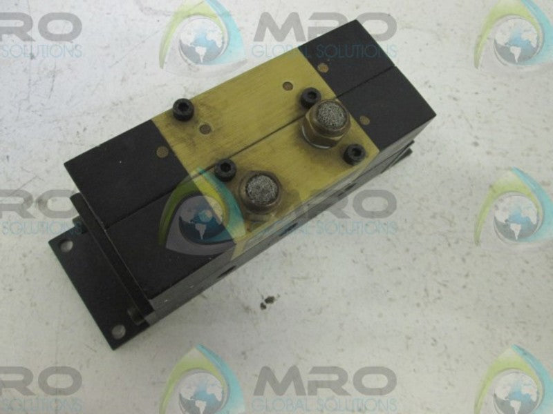PNEUMAX 900.52.1.2 FLIP FLOP VALVE  UNMP