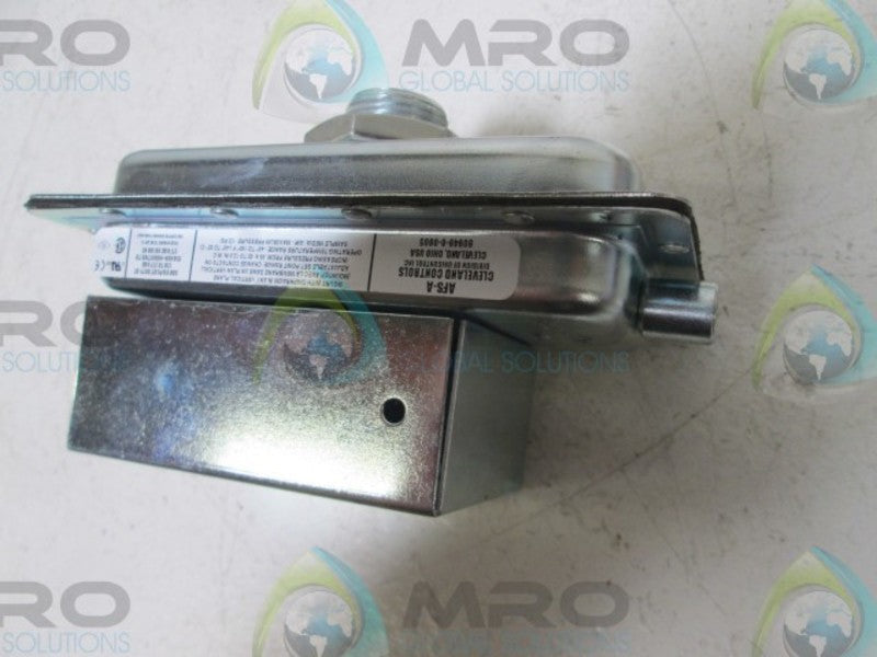 CLEVELAND CONTROLS AFS-A AIR PRESSURE SENSING SWITCH  UNMP