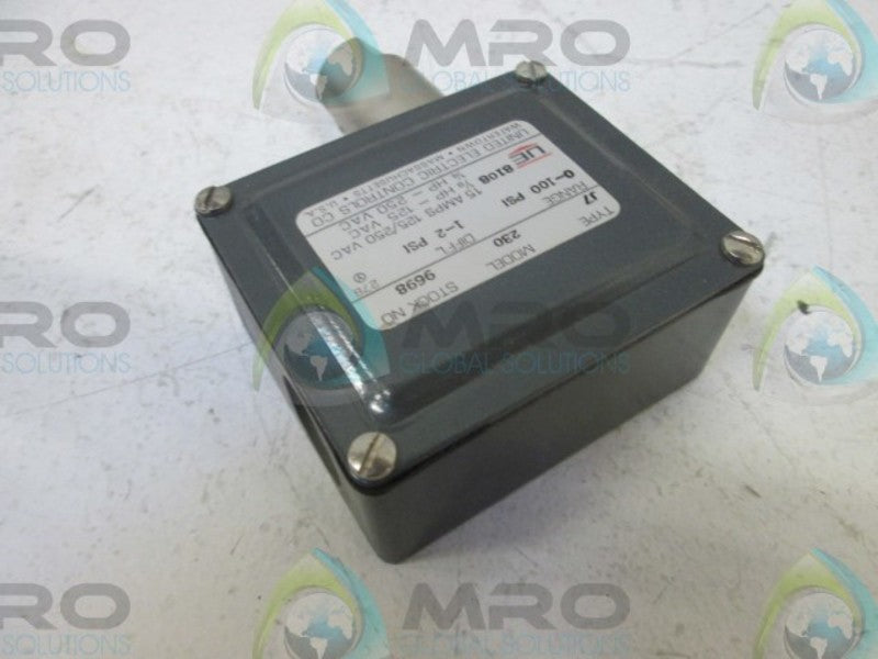 UNITED ELECTRIC J7 230 9698 PRESSURE SWITCH  UNMP
