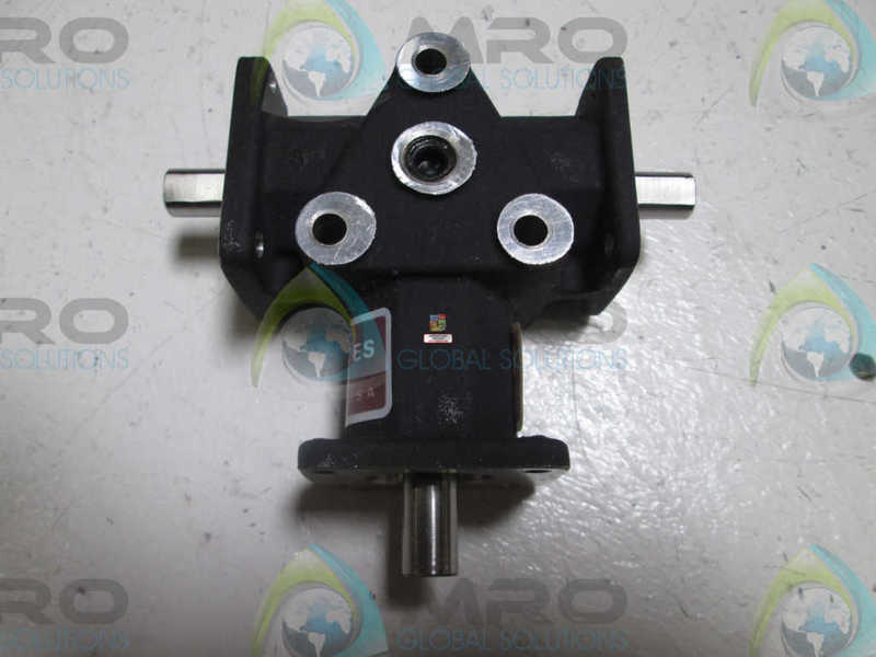 CROWN C139801 GEAR DRIVE * NEW *