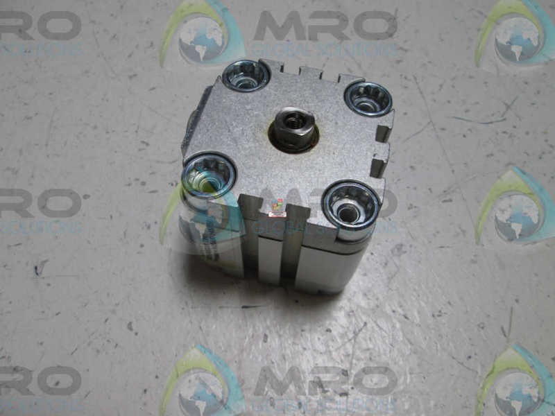 FESTO ADVU-40-10-P-A-S6 PNEUMATIC CYLINDER  UNMP